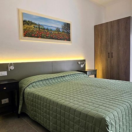 Hotel Marina Bardolino Kültér fotó