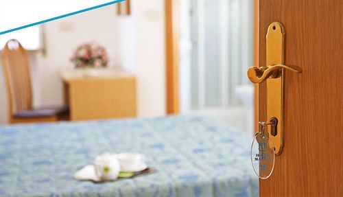 Hotel Marina Bardolino Kültér fotó