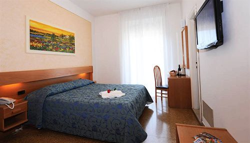 Hotel Marina Bardolino Kültér fotó