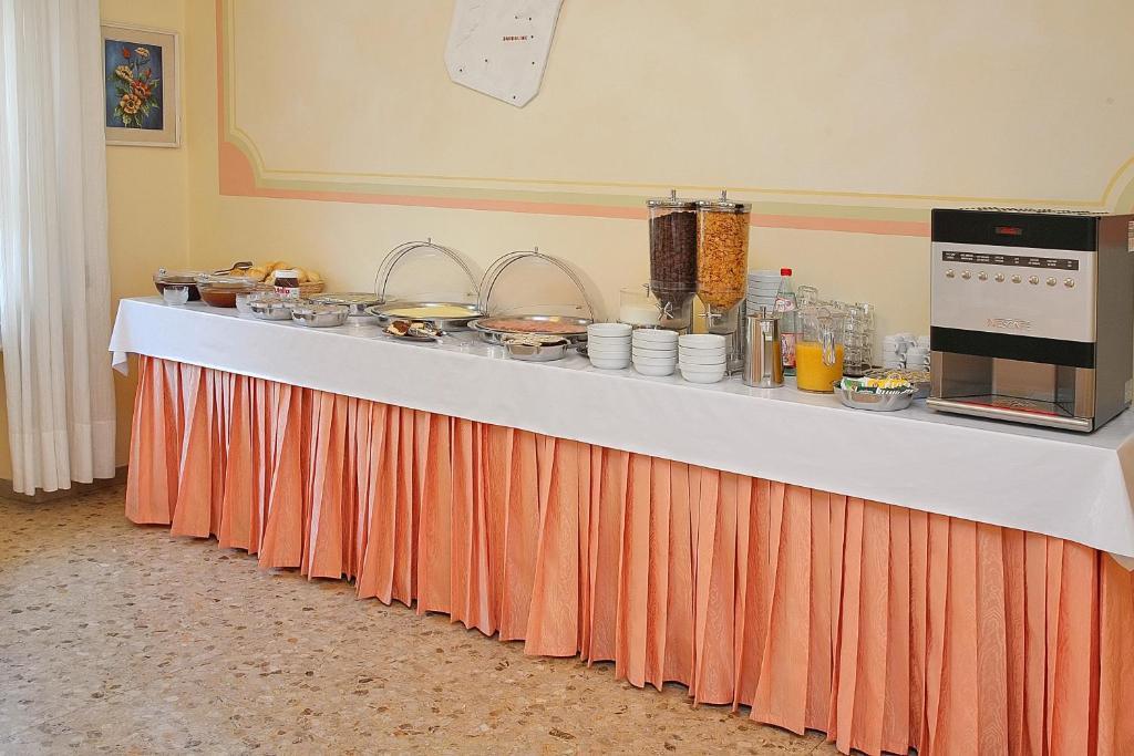 Hotel Marina Bardolino Kültér fotó